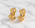 Mia mini studs